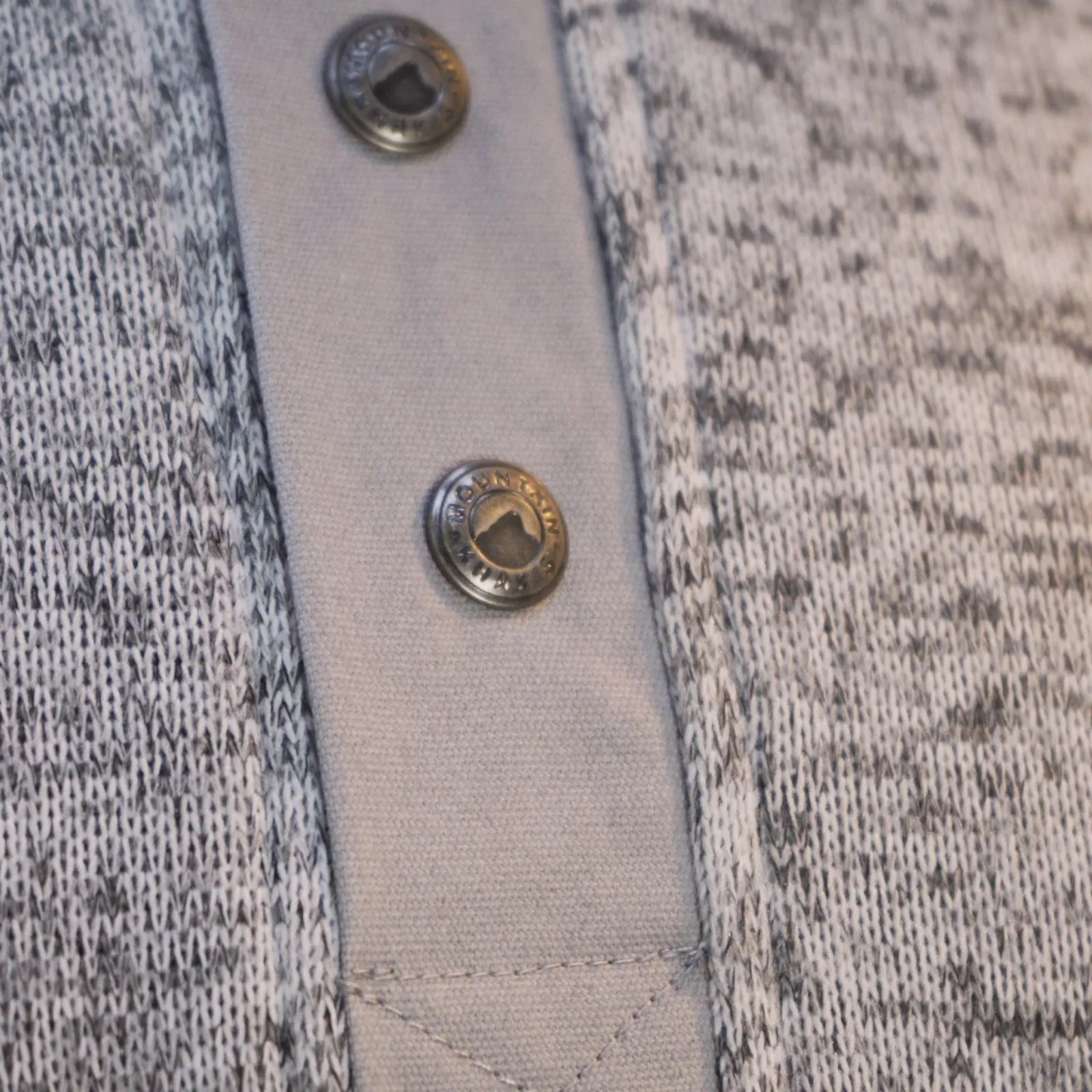 Norris Pullover