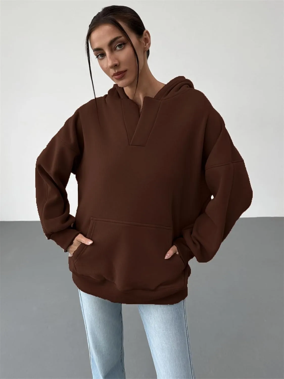 PAODIKUAI Women's Oversized Hoodies V Neck Pullover Fleece Sweatshirt Long Sleeve with Pocket Casual Winter Fall Outfits