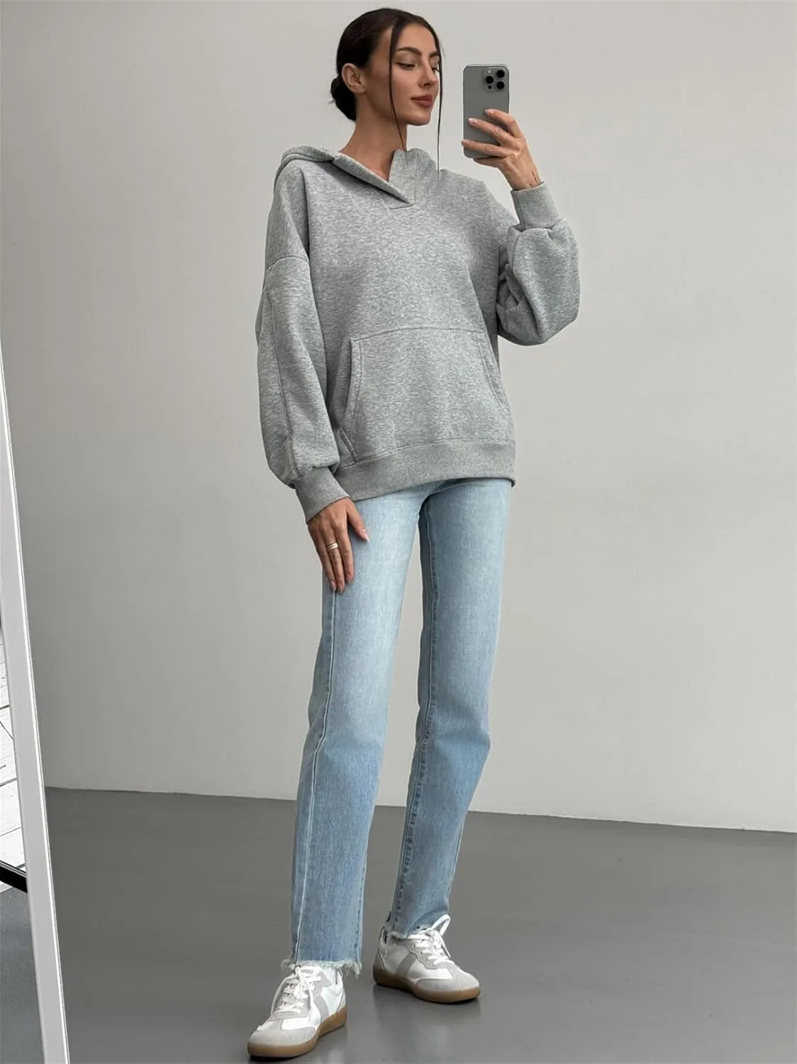 PAODIKUAI Women's Oversized Hoodies V Neck Pullover Fleece Sweatshirt Long Sleeve with Pocket Casual Winter Fall Outfits