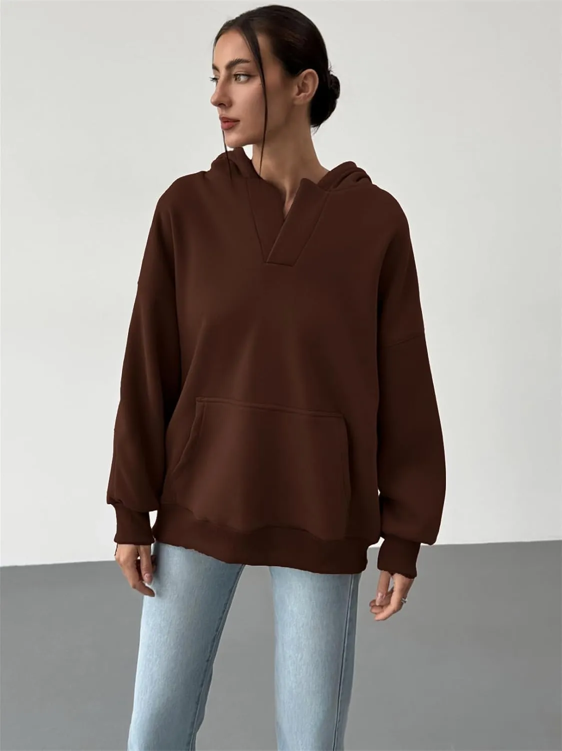 PAODIKUAI Women's Oversized Hoodies V Neck Pullover Fleece Sweatshirt Long Sleeve with Pocket Casual Winter Fall Outfits
