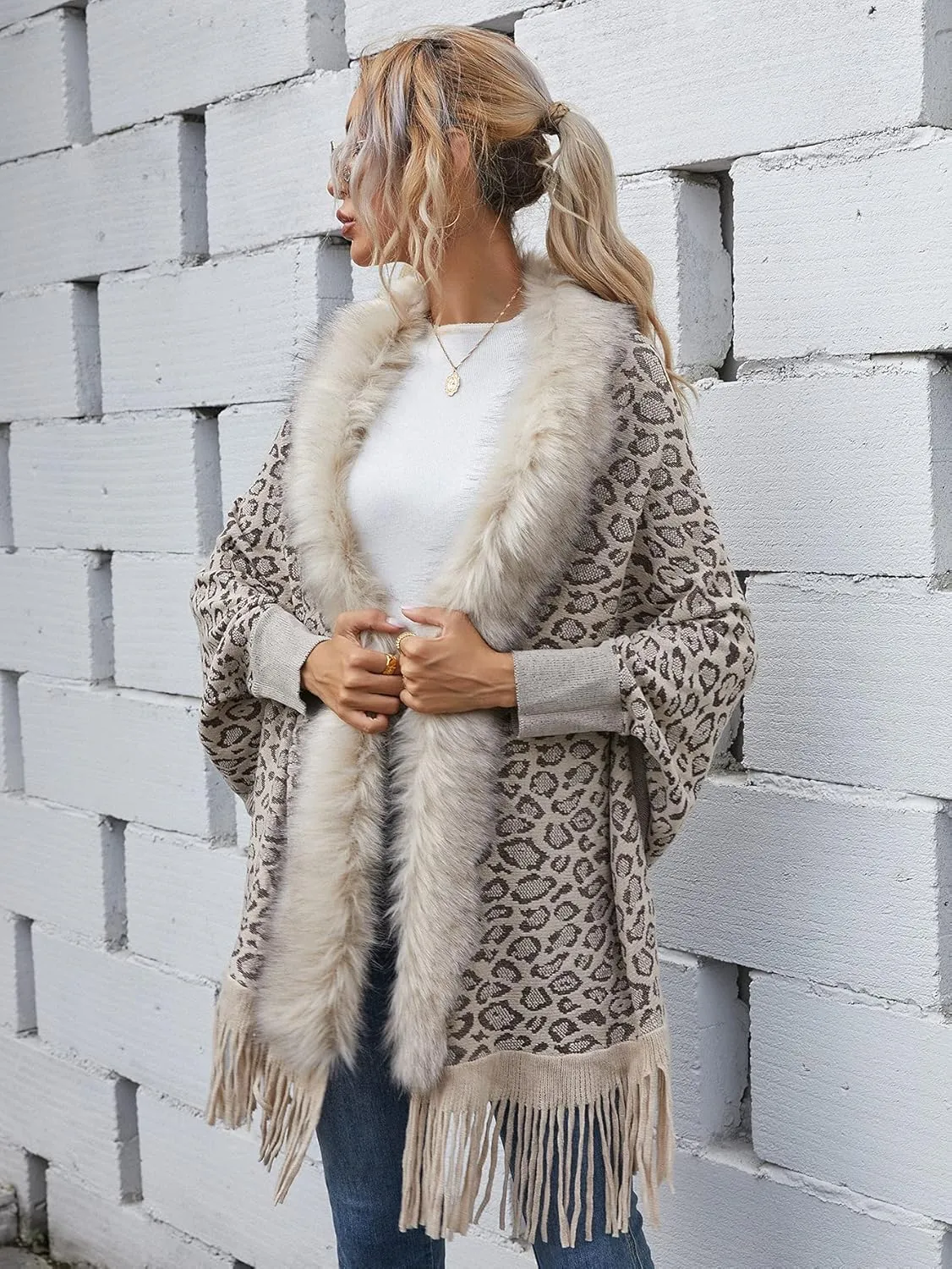 TIAFORD Women's Fur Collar Shawl Tassel Cloak Houndstooth Knitted Cashmere Capes Open Front Cardigans Sweater Coat